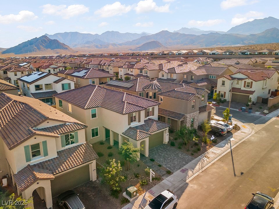 10851 Hanwicke Harbor Avenue Las Vegas NV 89166