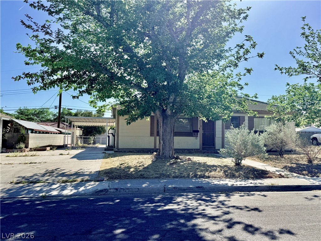 1133 Darmak Drive Las Vegas NV 89102