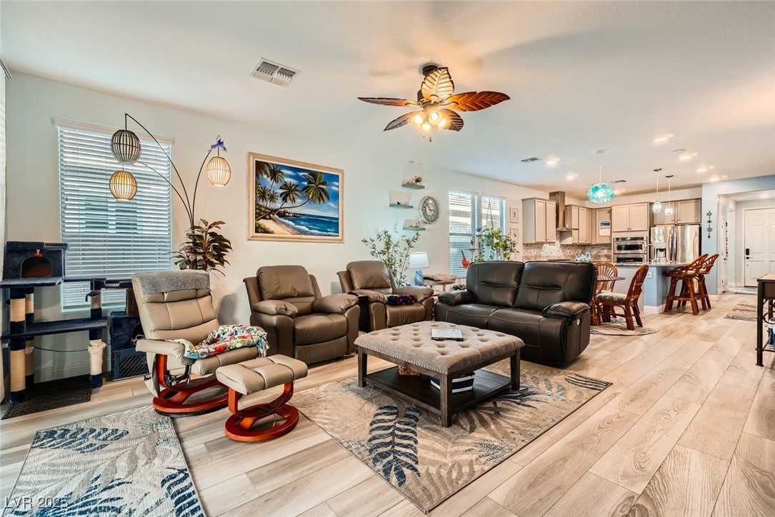 2122 Thelen Avenue North Las Vegas NV 89086