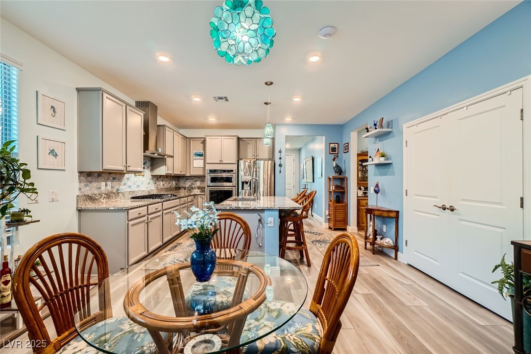 2122 Thelen Avenue North Las Vegas NV 89086