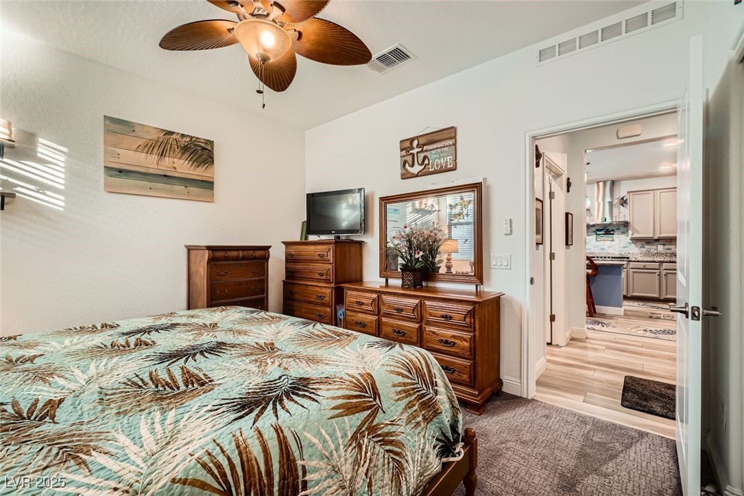 2122 Thelen Avenue North Las Vegas NV 89086