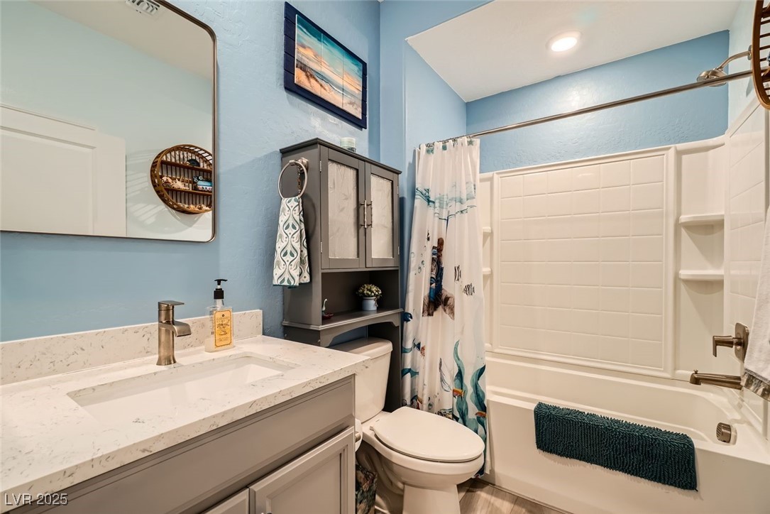 2122 Thelen Avenue North Las Vegas NV 89086