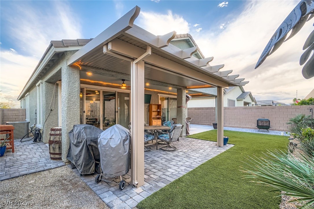 2122 Thelen Avenue North Las Vegas NV 89086