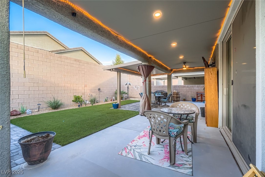 2122 Thelen Avenue North Las Vegas NV 89086