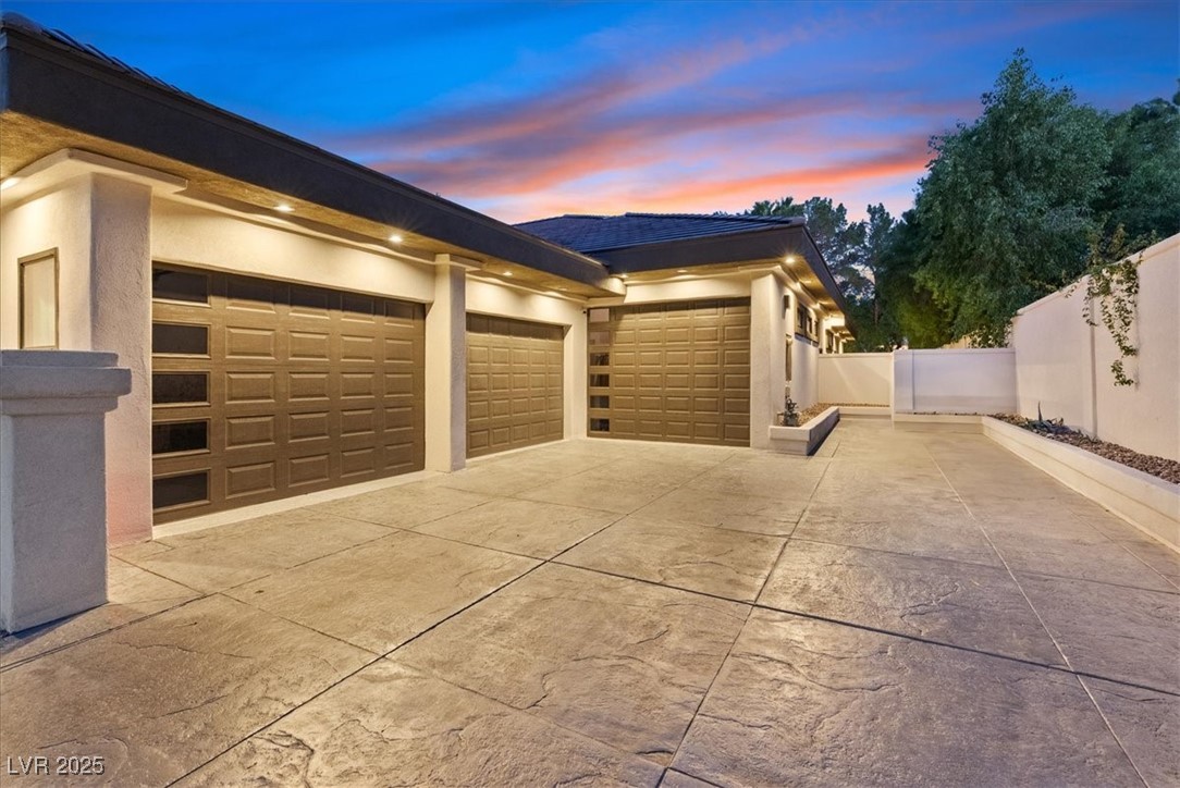 1416 Iron Hills Lane Las Vegas NV 89134