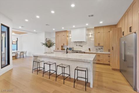 1416 Iron Hills Lane Las Vegas NV 89134