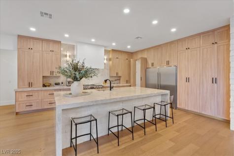 1416 Iron Hills Lane Las Vegas NV 89134