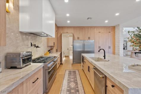 1416 Iron Hills Lane Las Vegas NV 89134