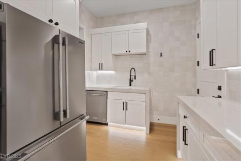1416 Iron Hills Lane Las Vegas NV 89134