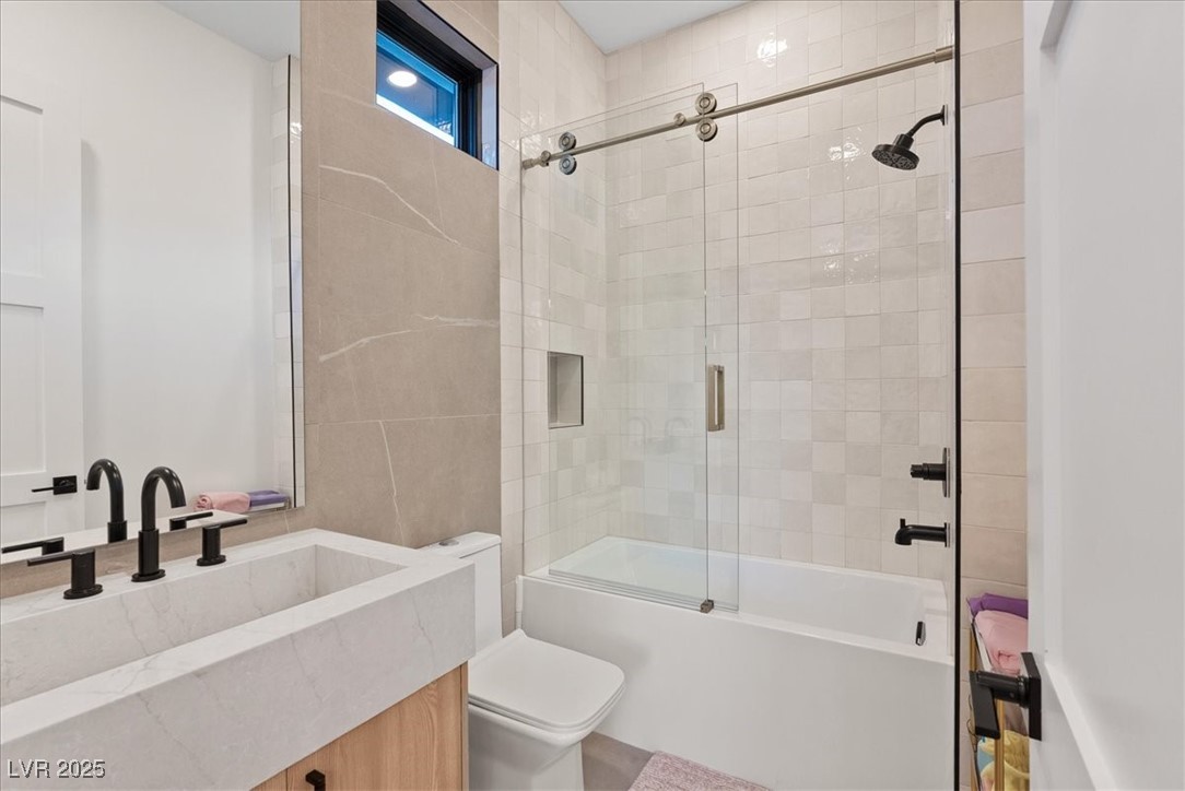 1416 Iron Hills Lane Las Vegas NV 89134
