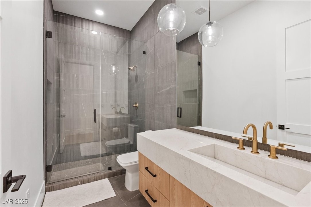 1416 Iron Hills Lane Las Vegas NV 89134