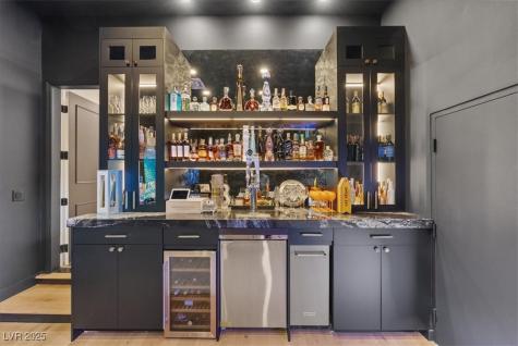 1416 Iron Hills Lane Las Vegas NV 89134