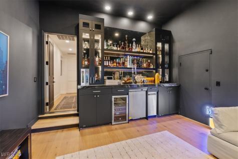 1416 Iron Hills Lane Las Vegas NV 89134