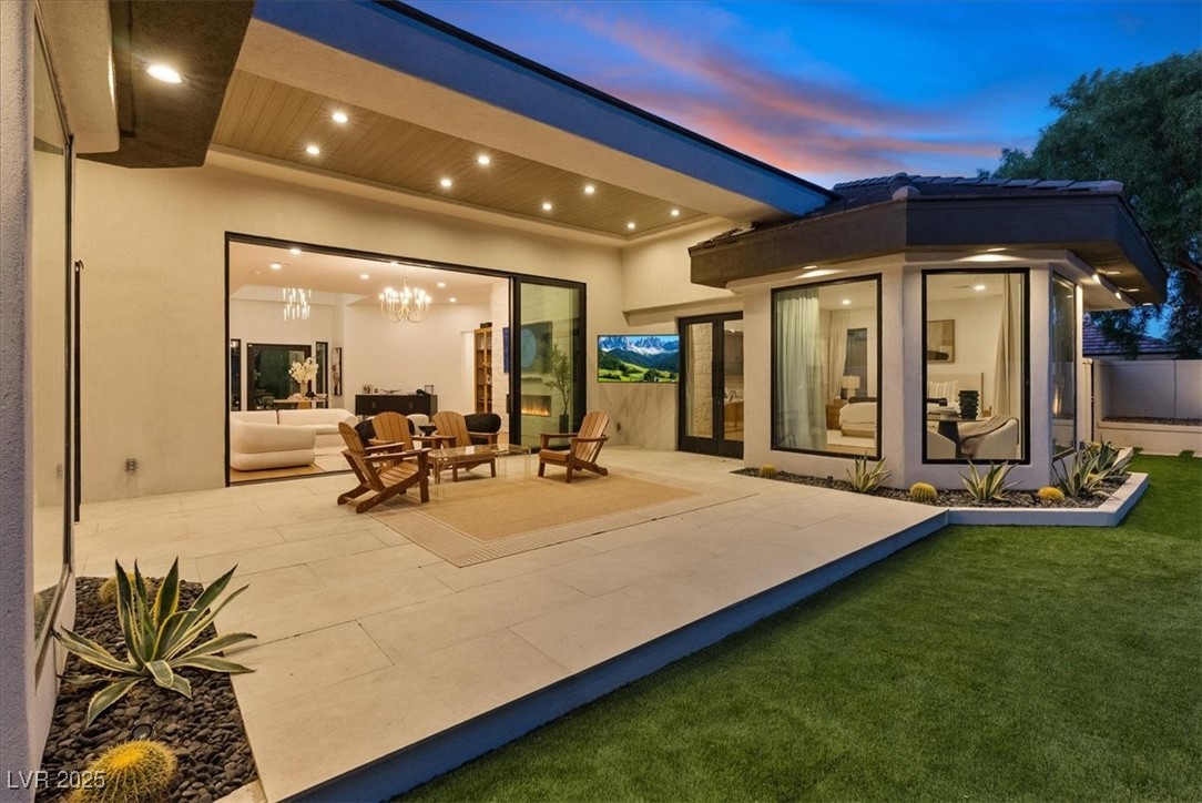 1416 Iron Hills Lane Las Vegas NV 89134