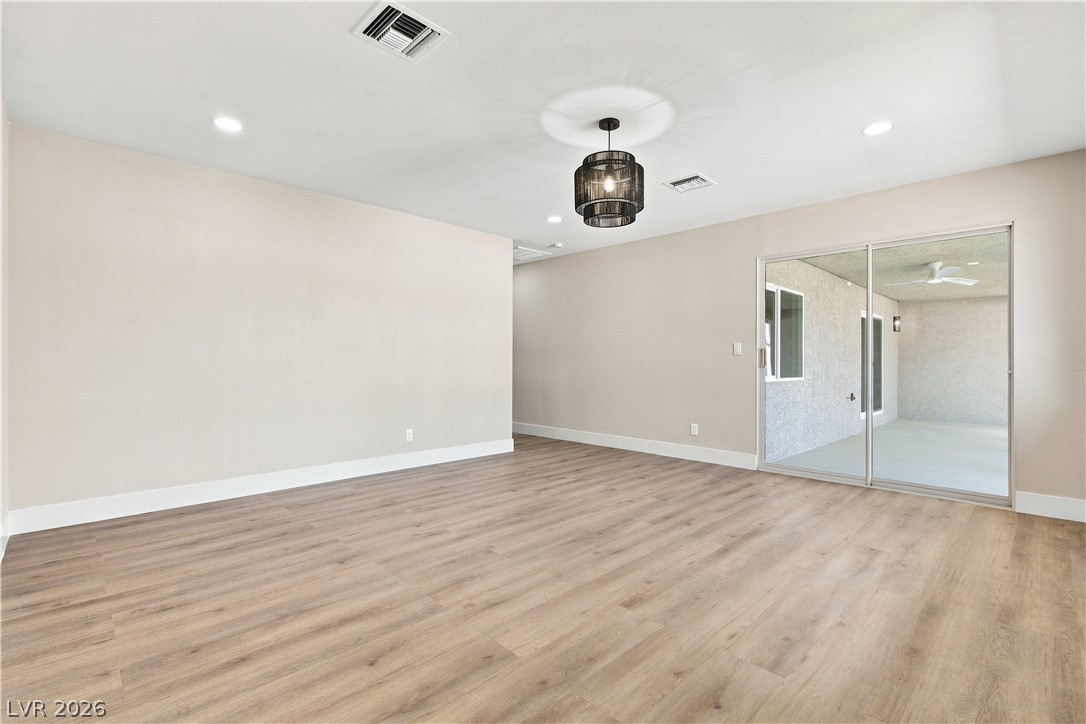 1828 Canterbury Drive Las Vegas NV 89119