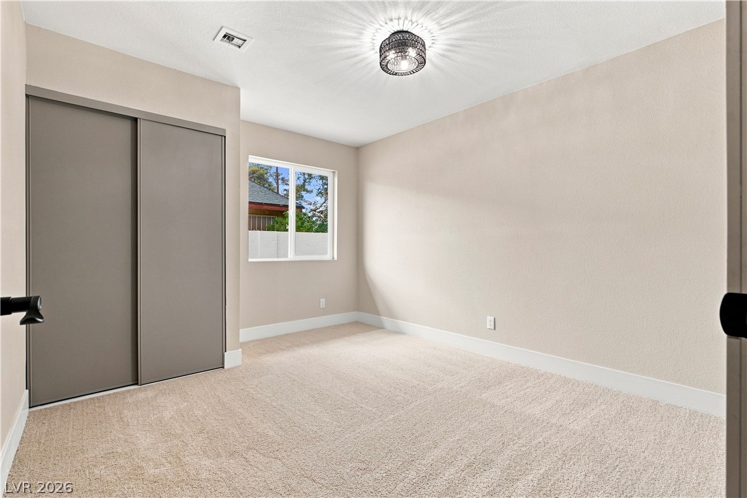 1828 Canterbury Drive Las Vegas NV 89119