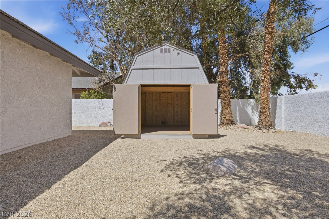 1828 Canterbury Drive Las Vegas NV 89119