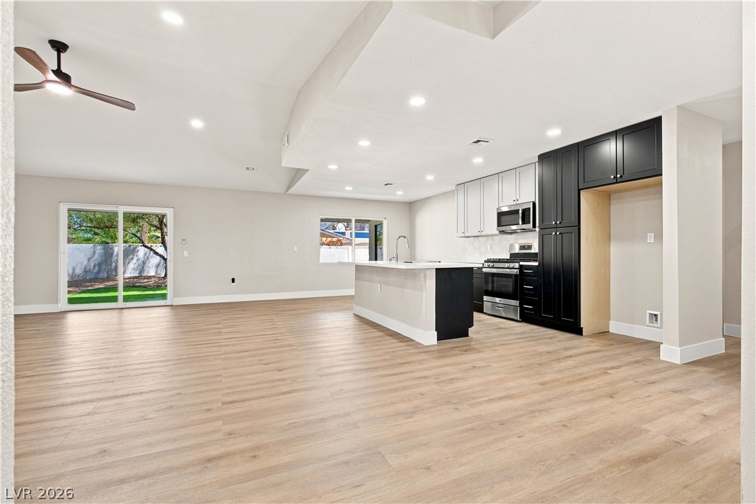 1828 Canterbury Drive Las Vegas NV 89119