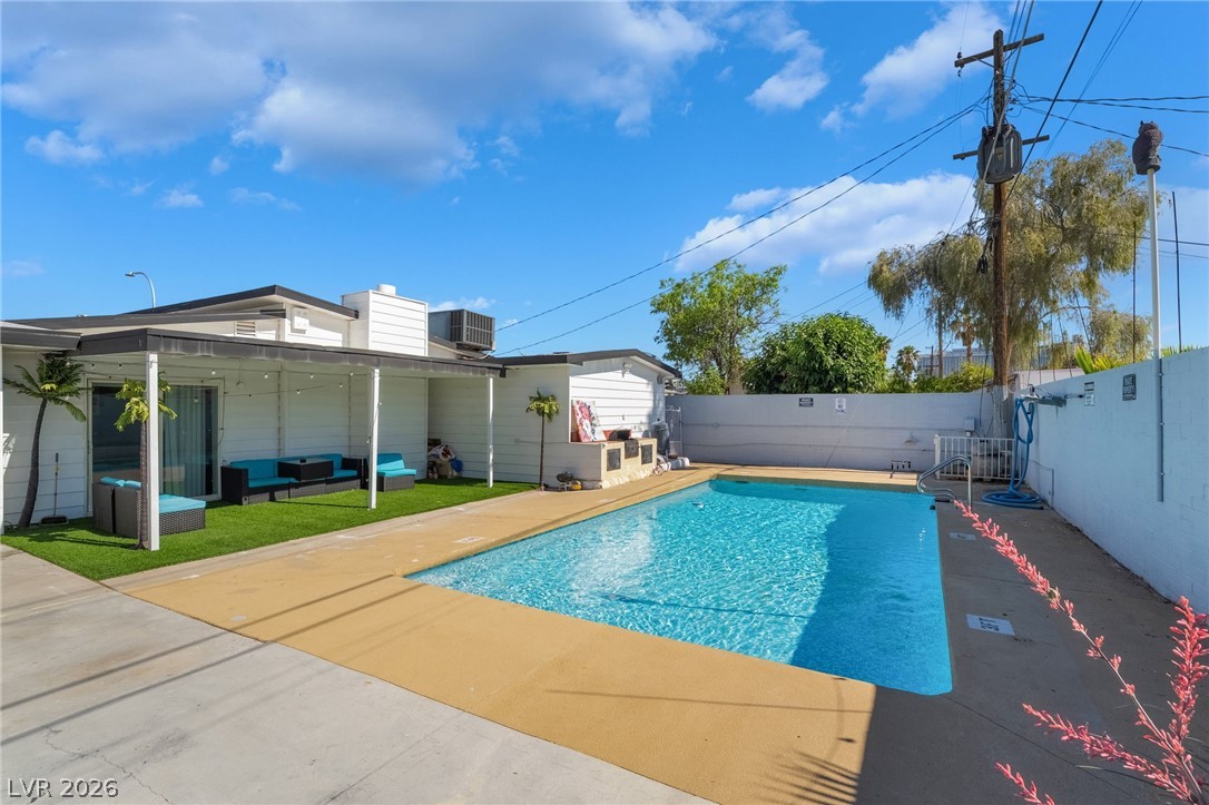 2200 Santa Ynez Drive Las Vegas NV 89104