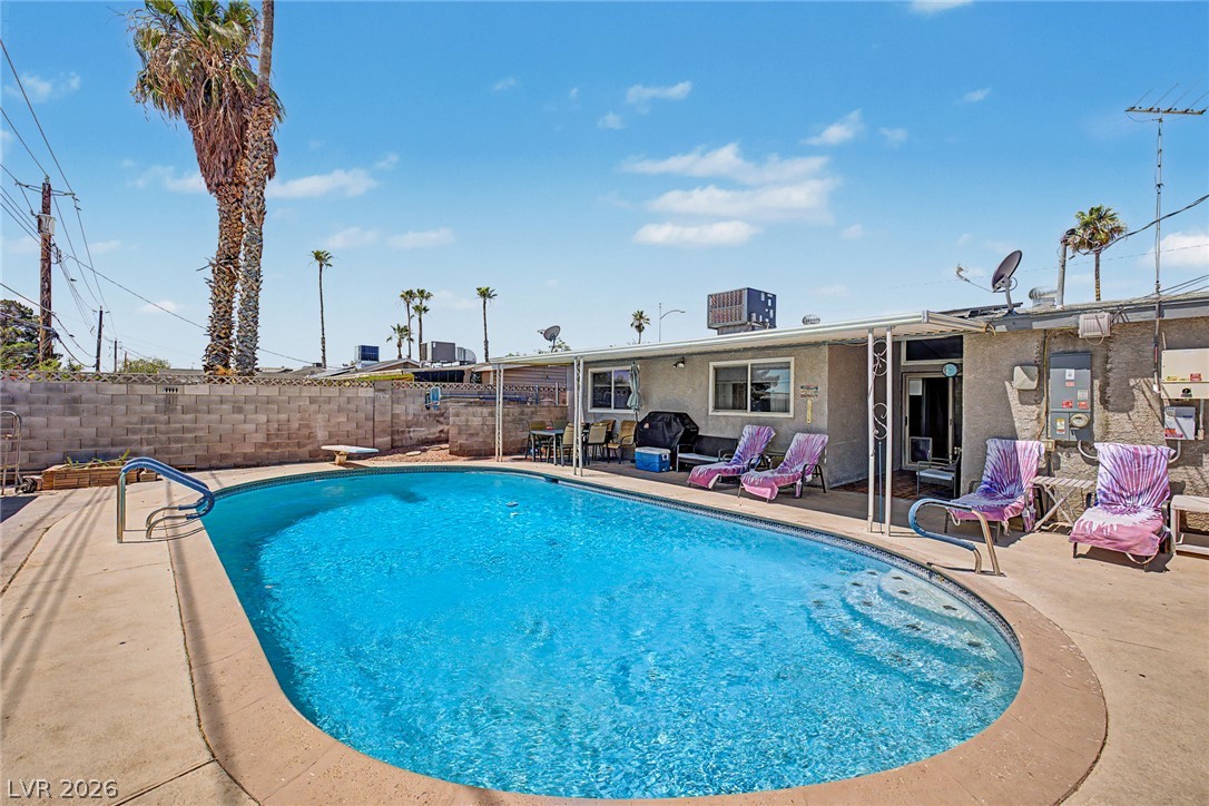 712 Saylor Way Las Vegas NV 89107