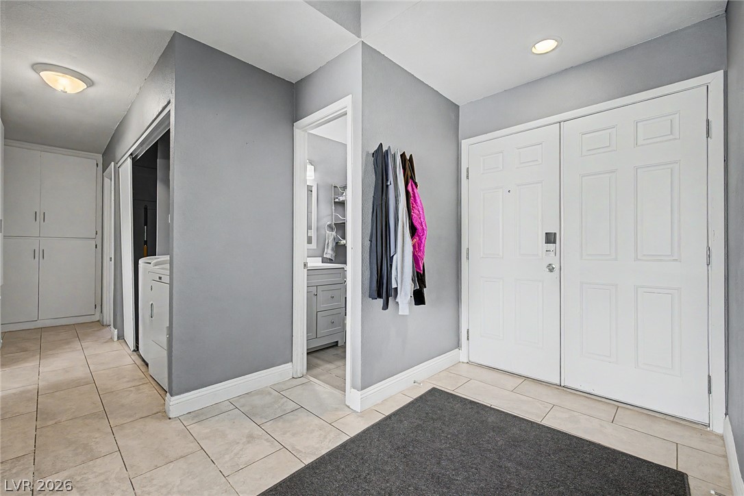 712 Saylor Way Las Vegas NV 89107