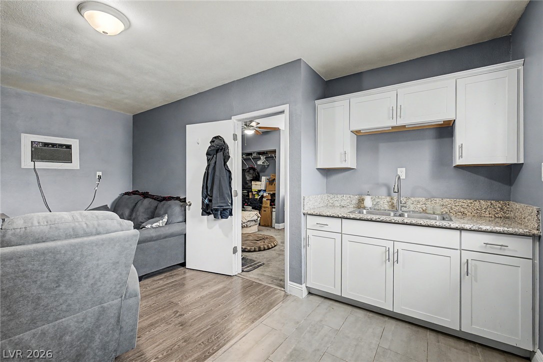 712 Saylor Way Las Vegas NV 89107