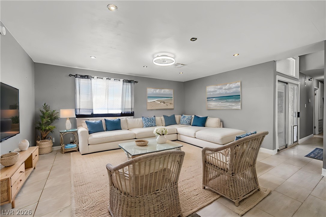 712 Saylor Way Las Vegas NV 89107