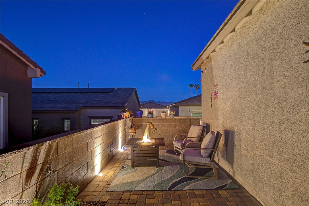 384 Aravalli Crest Street Henderson NV 89015