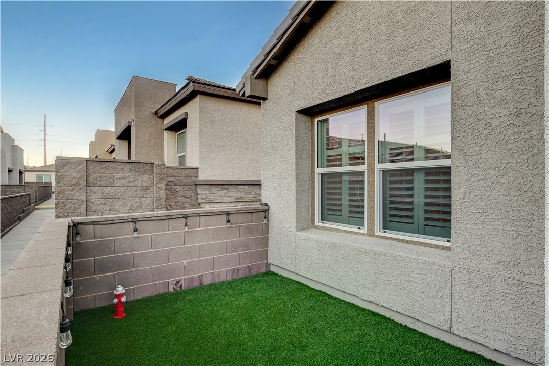 384 Aravalli Crest Street Henderson NV 89015