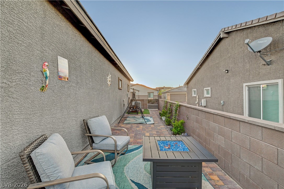 384 Aravalli Crest Street Henderson NV 89015