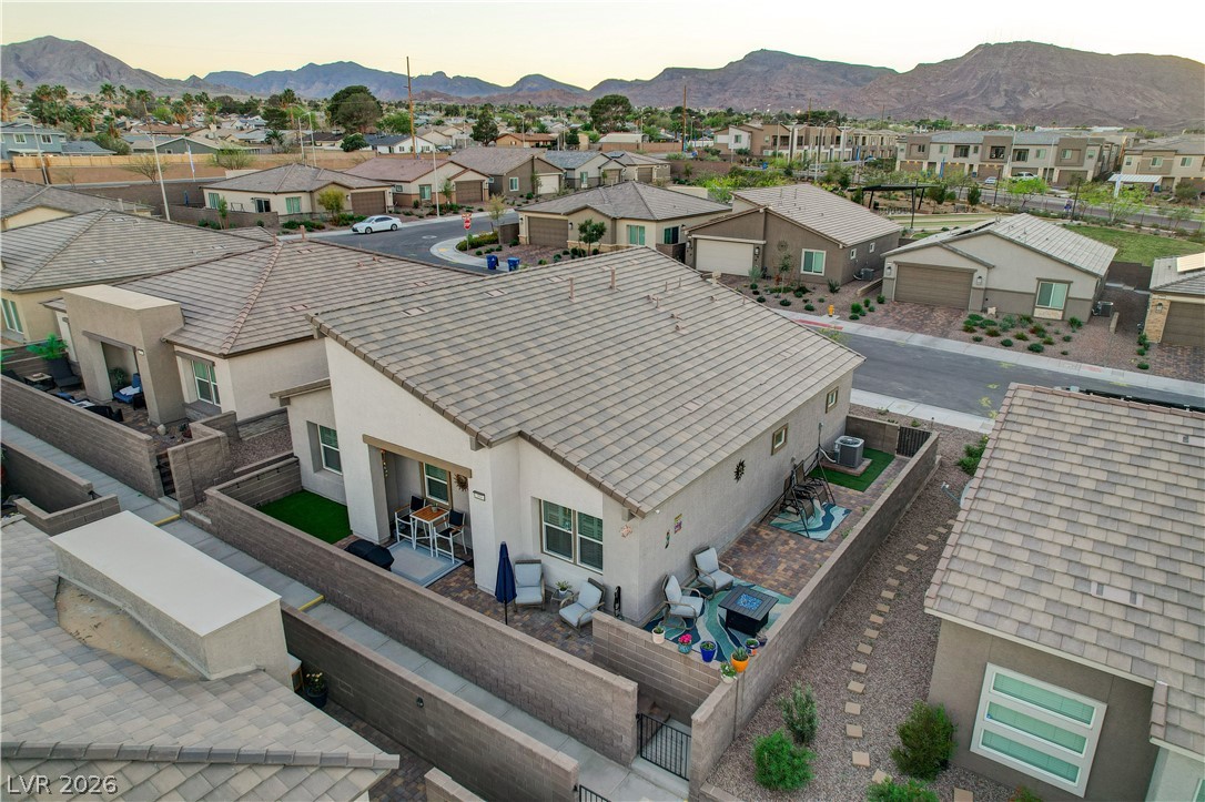 384 Aravalli Crest Street Henderson NV 89015