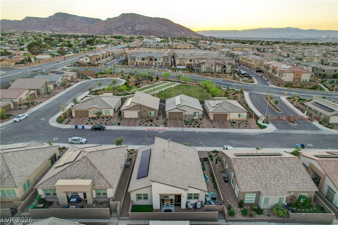 384 Aravalli Crest Street Henderson NV 89015