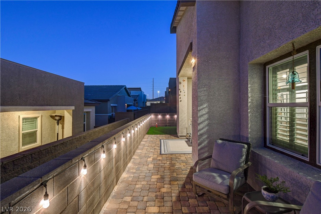 384 Aravalli Crest Street Henderson NV 89015