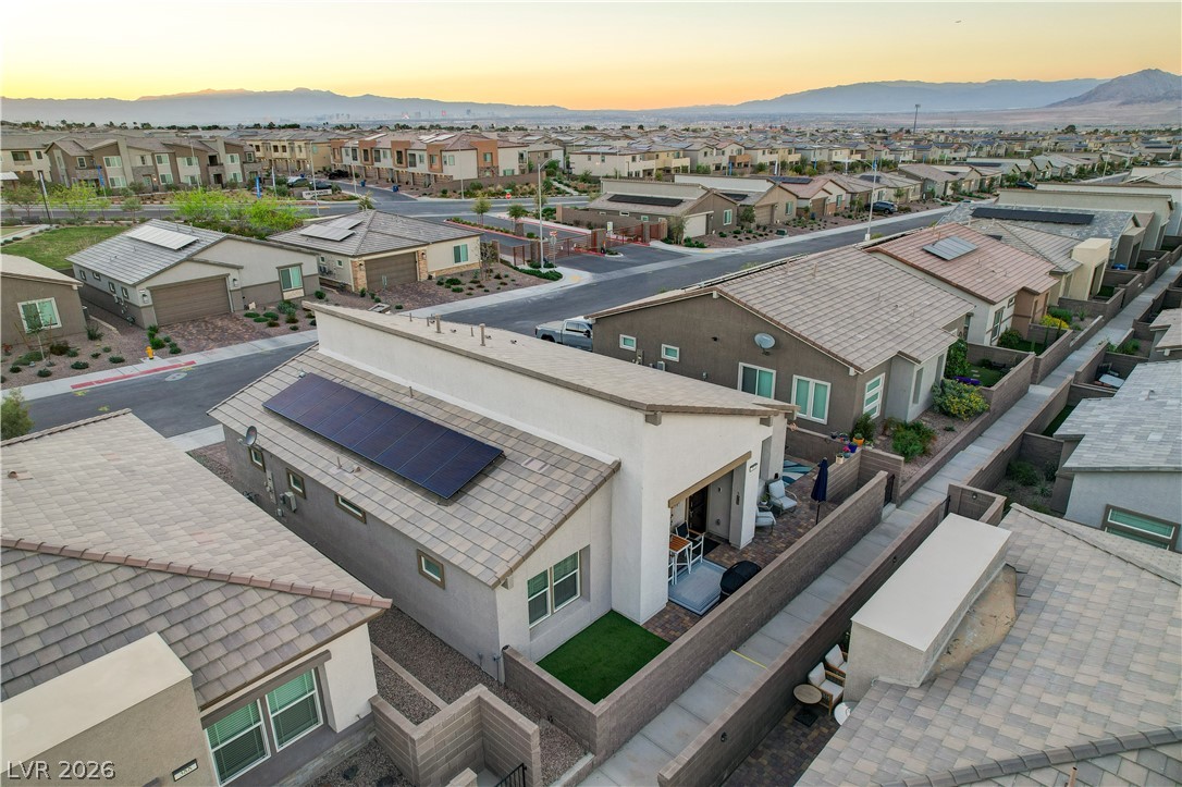 384 Aravalli Crest Street Henderson NV 89015