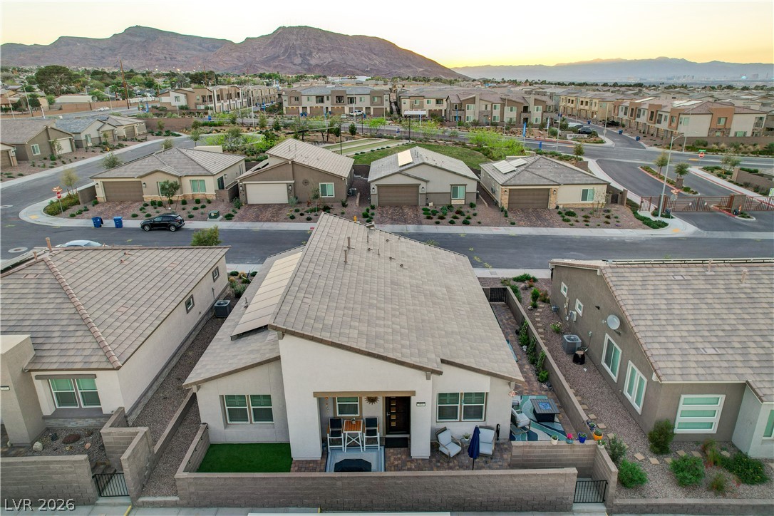 384 Aravalli Crest Street Henderson NV 89015