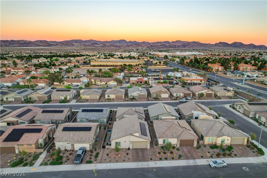 384 Aravalli Crest Street Henderson NV 89015