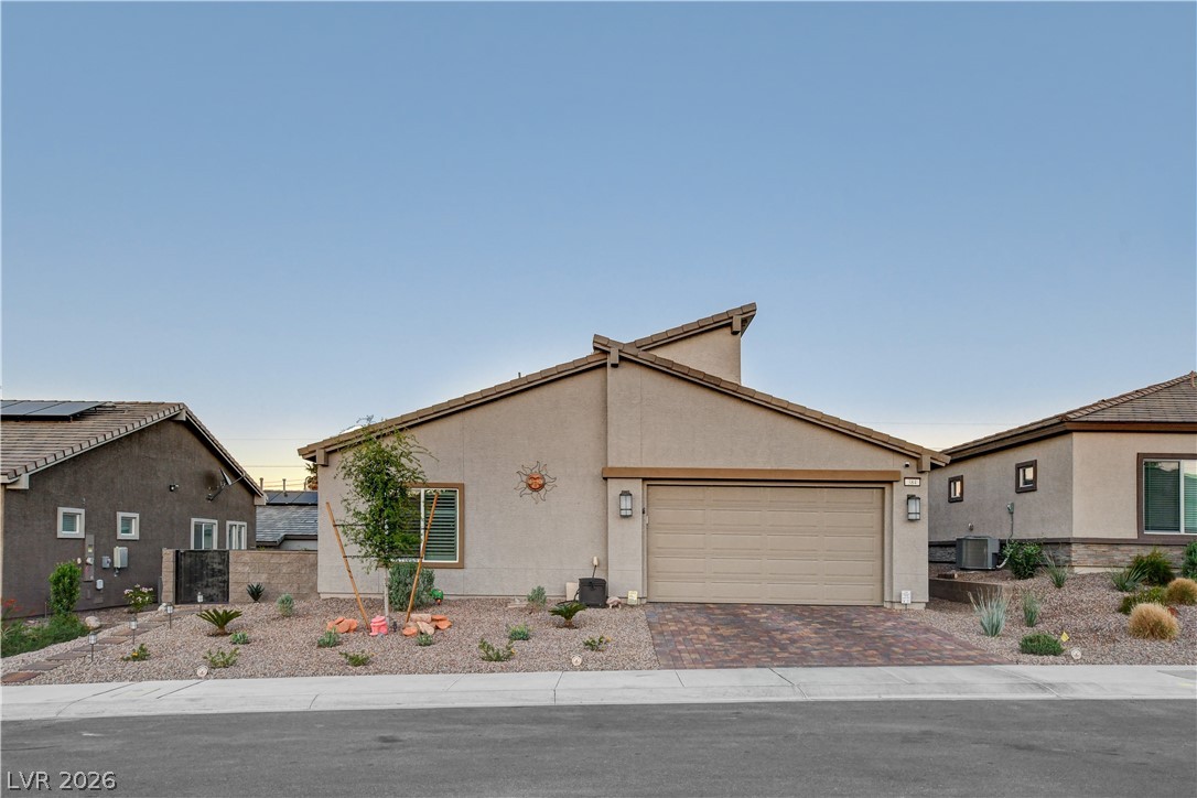 384 Aravalli Crest Street Henderson NV 89015