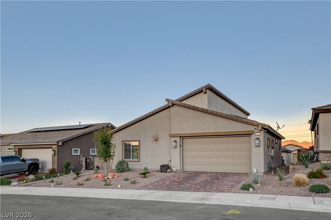 384 Aravalli Crest Street Henderson NV 89015