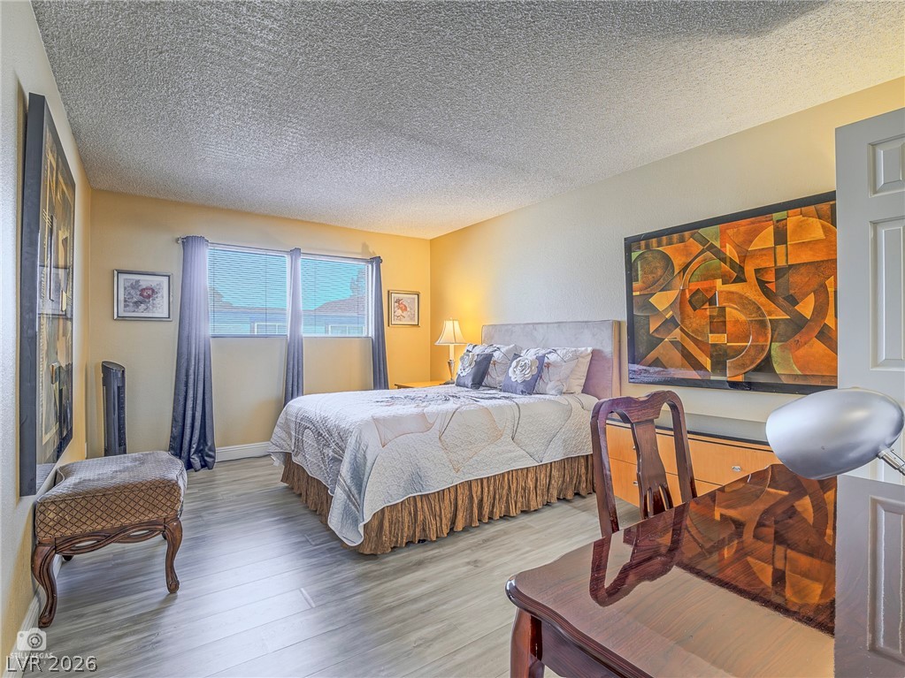 4504 Del Oro Drive Las Vegas NV 89102