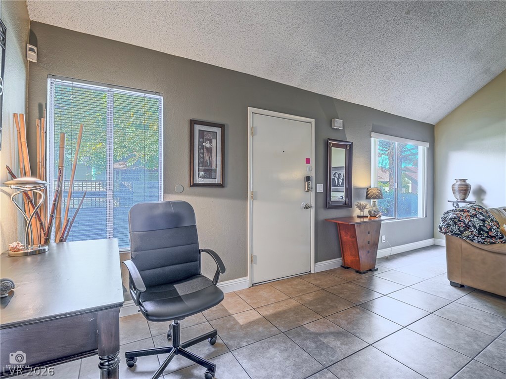 4504 Del Oro Drive Las Vegas NV 89102
