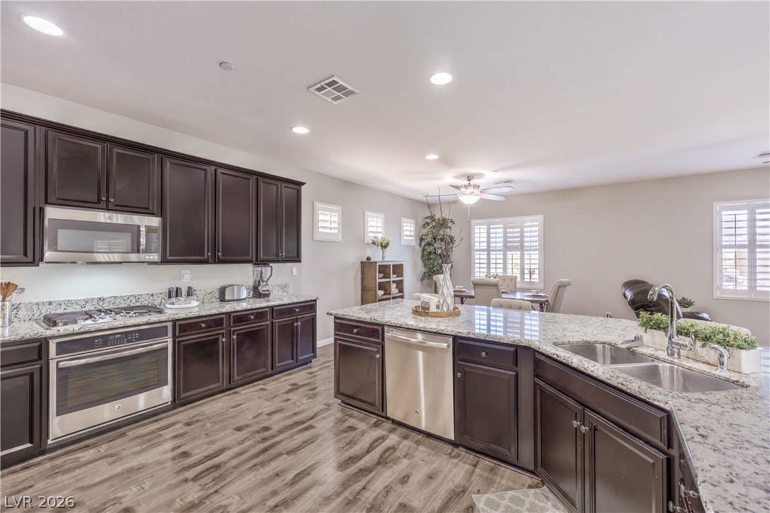 913 Estes Cove Avenue Henderson NV 89012