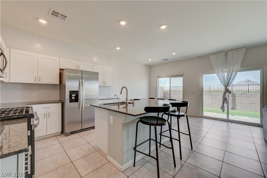 386 Larksong Avenue Henderson NV 89011