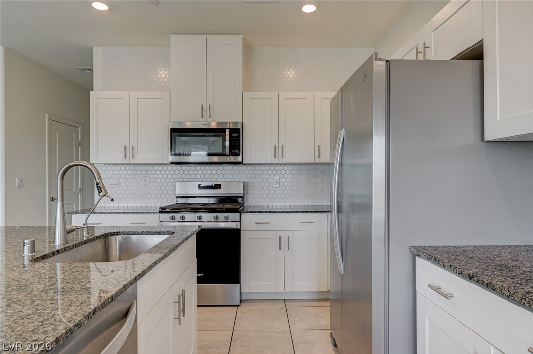 386 Larksong Avenue Henderson NV 89011