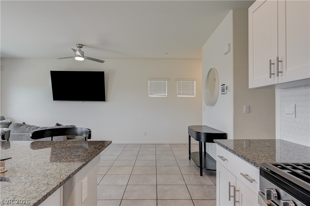 386 Larksong Avenue Henderson NV 89011