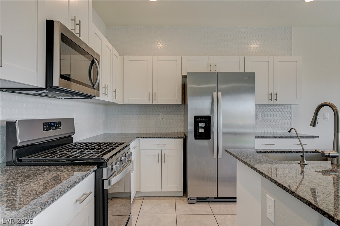 386 Larksong Avenue Henderson NV 89011