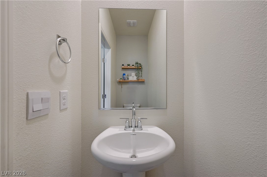 386 Larksong Avenue Henderson NV 89011