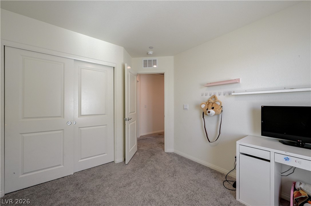 386 Larksong Avenue Henderson NV 89011