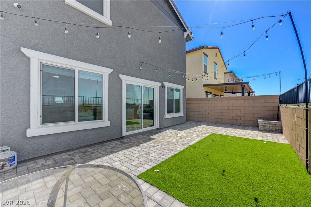 386 Larksong Avenue Henderson NV 89011