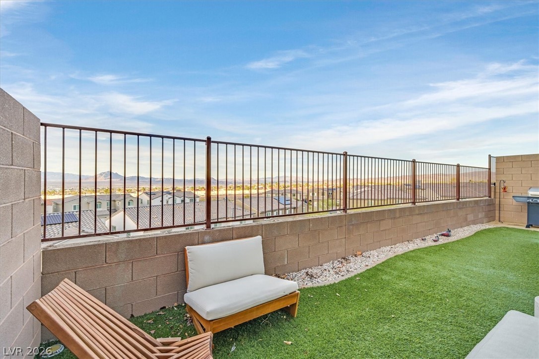 276 Quail Finch Drive Henderson NV 89012