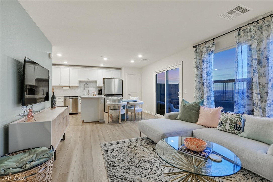 276 Quail Finch Drive Henderson NV 89012